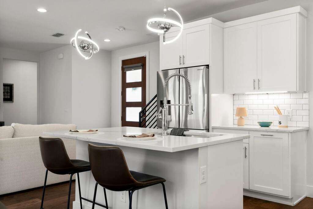 4 Bedroom Single Family Home/House's Image 9