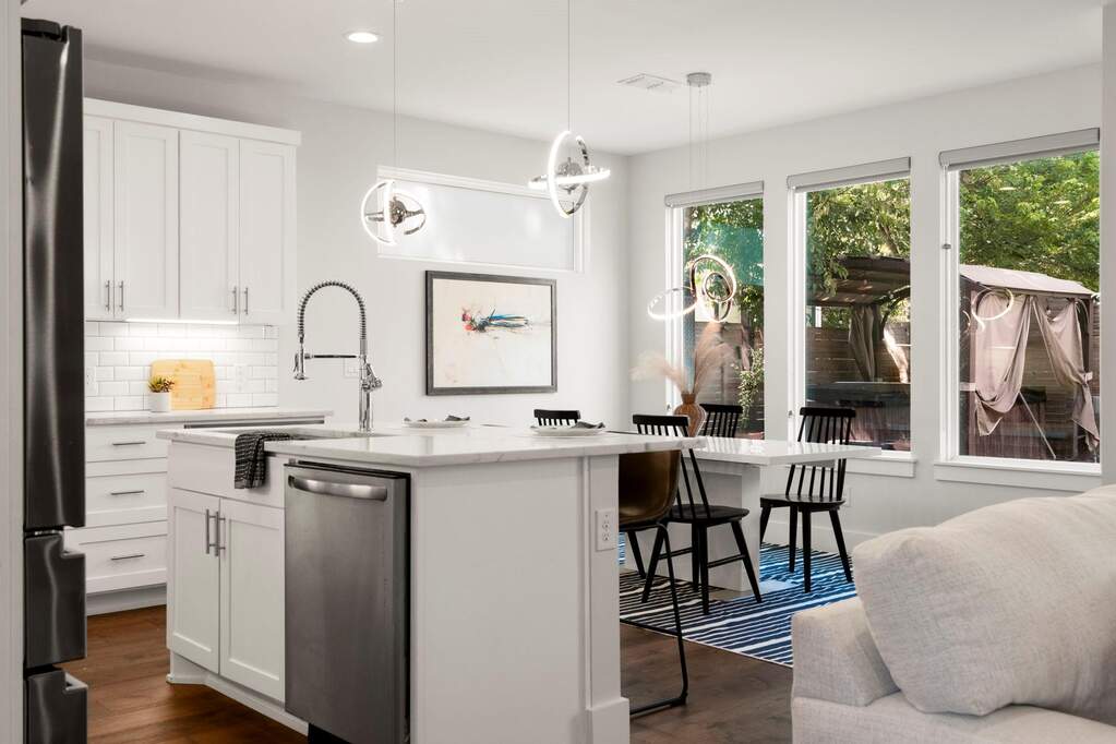 4 Bedroom Single Family Home/House's Image 13
