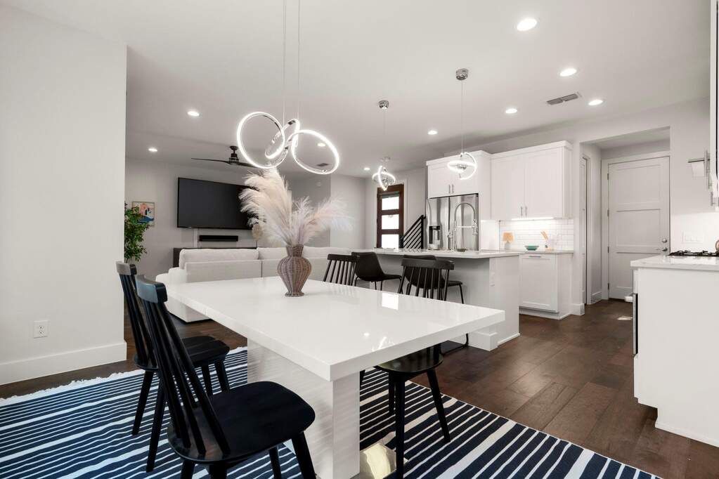 4 Bedroom Single Family Home/House's Image 14