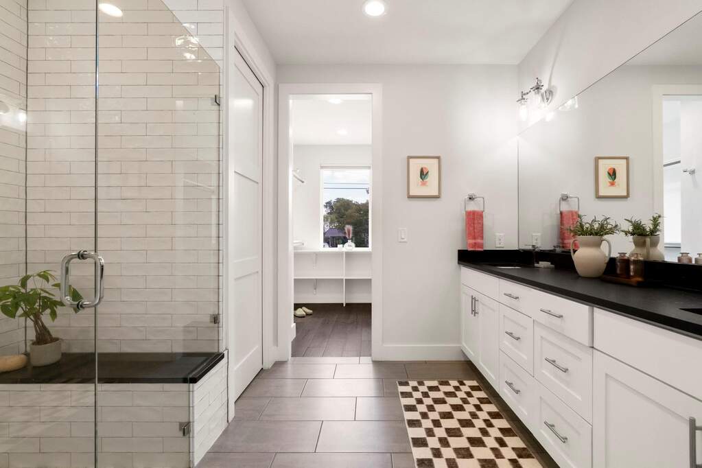 4 Bedroom Single Family Home/House's Image 18
