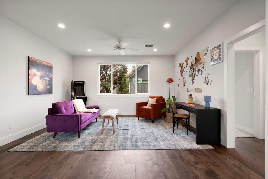 4 Bedroom Single Family Home/House's Image 22