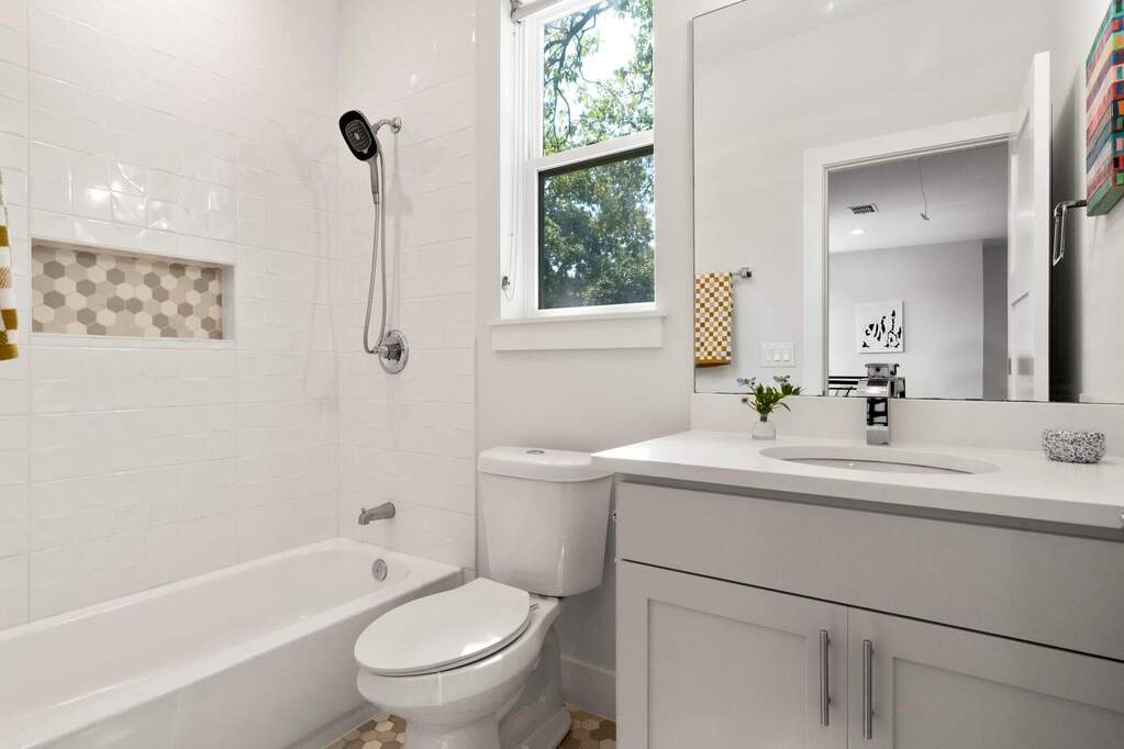 4 Bedroom Single Family Home/House's Image 28