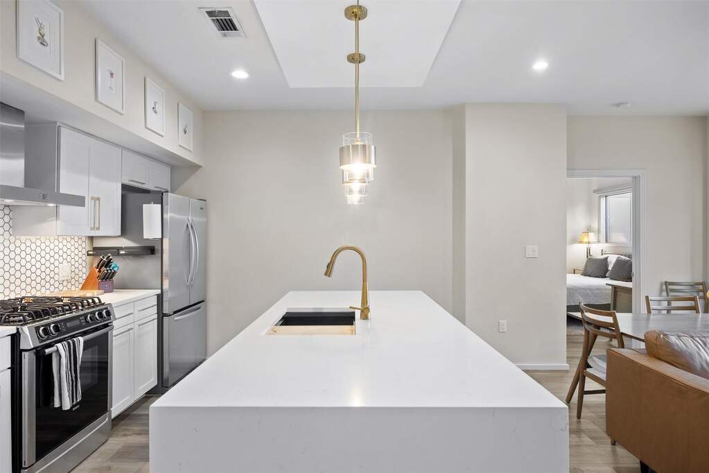 2 Bedroom Apartment/Flat's Image 5