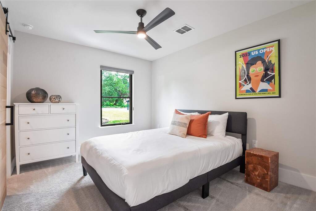 4 Bedroom Single Family Home/House's Image 29