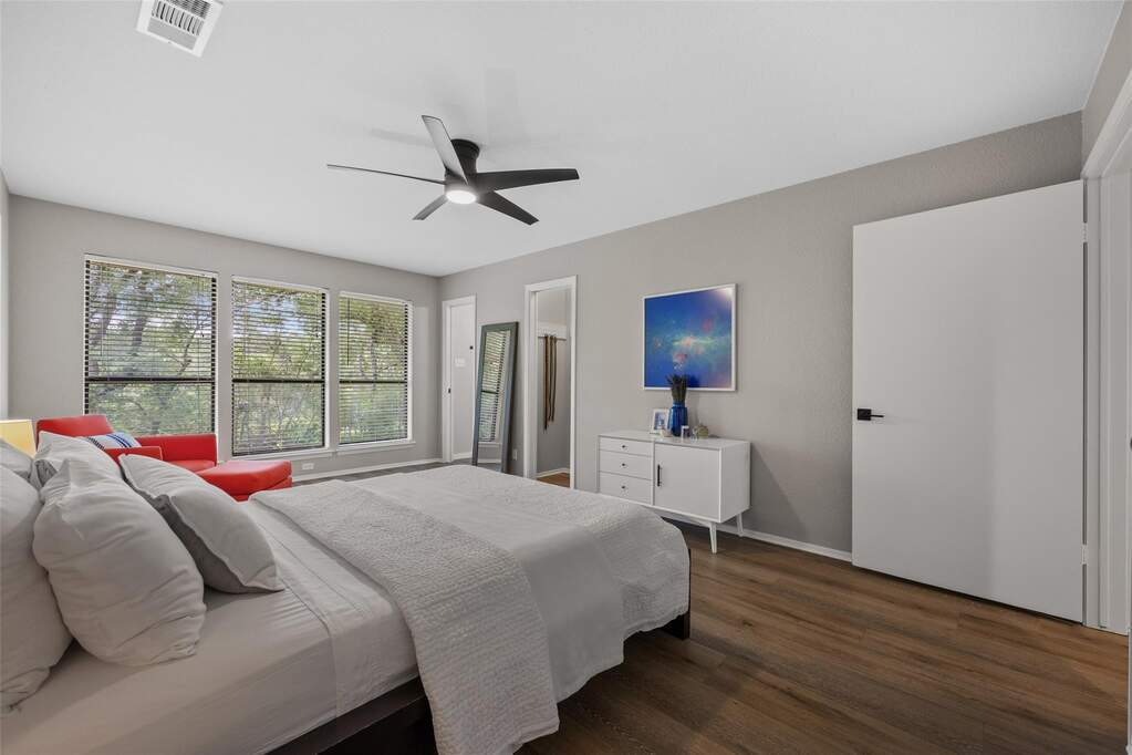 4 Bedroom Single Family Home/House's Image 17