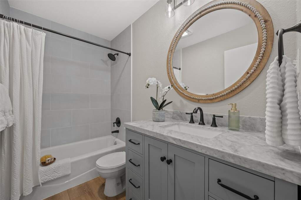 4 Bedroom Single Family Home/House's Image 20