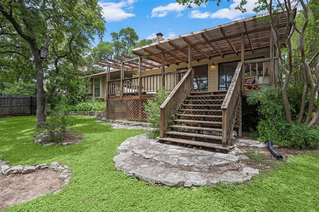 4 Bedroom Single Family Home/House's Image 31