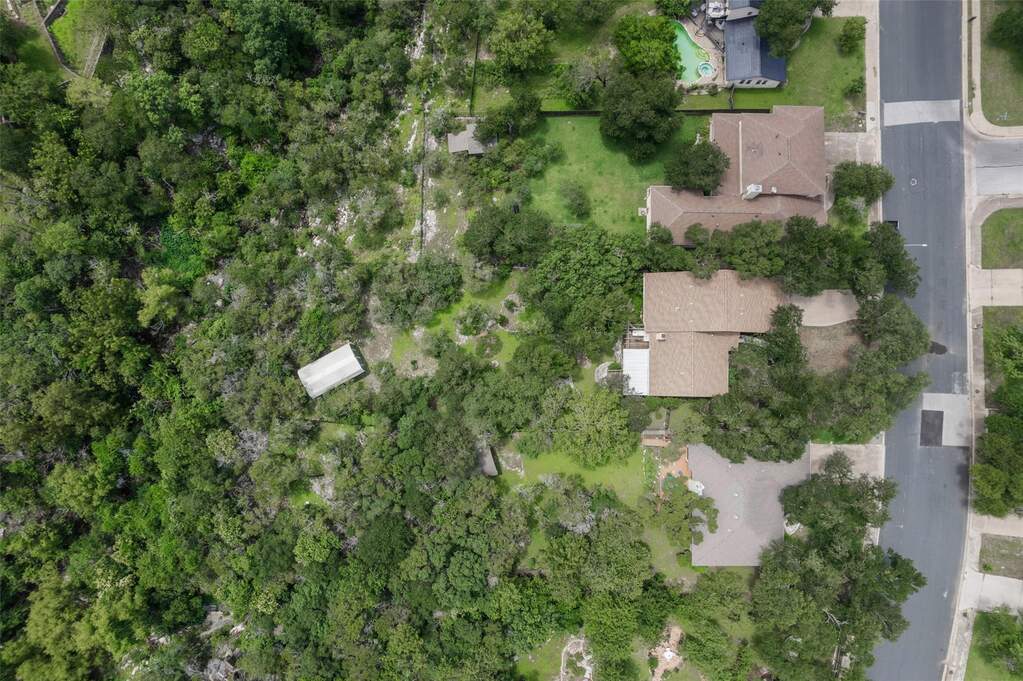 4 Bedroom Single Family Home/House's Image 35