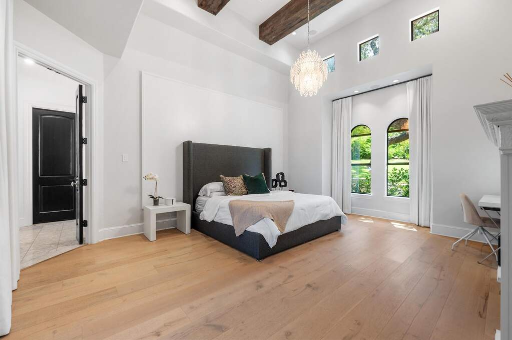 4 Bedroom Single Family Home/House's Image 20
