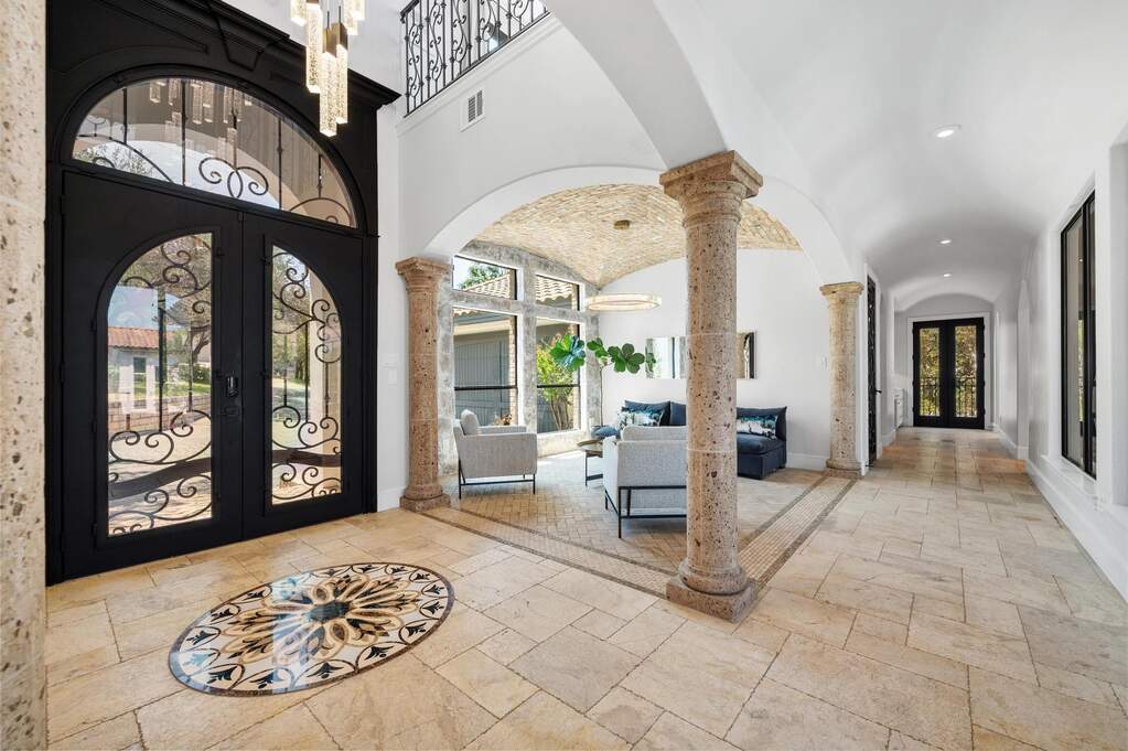 Entrance foyer