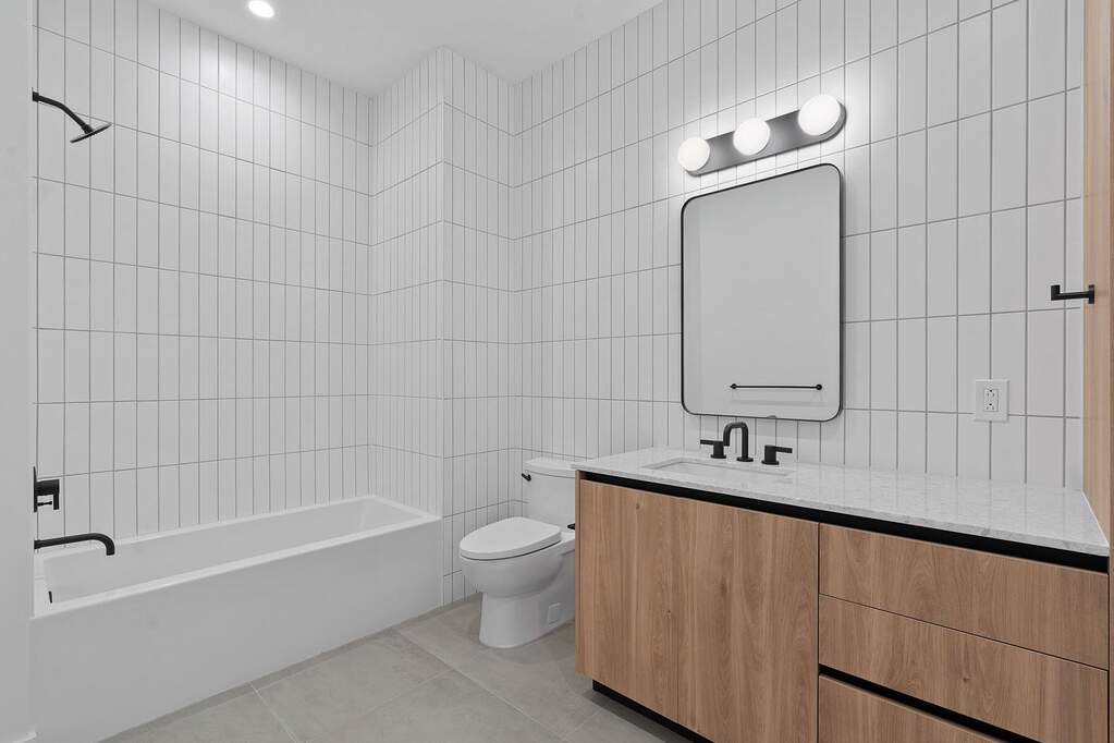 2 Bedroom Apartment/Flat's Image 16