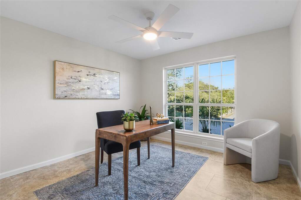3 Bedroom Single Family Home/House's Image 7