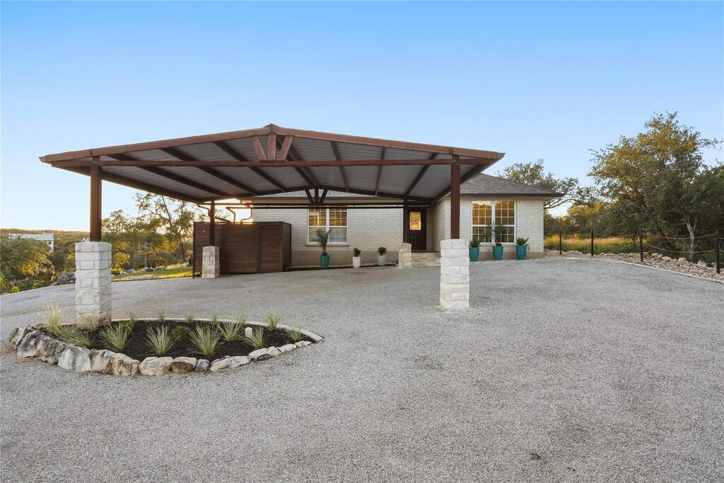 3 Bedroom Single Family Home/House's Image 21