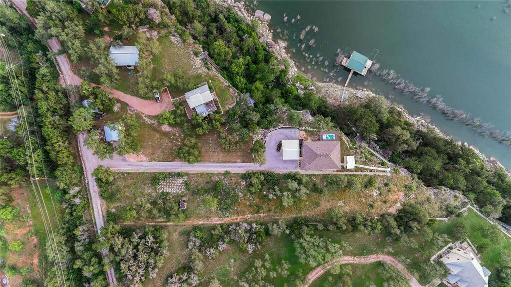 3 Bedroom Single Family Home/House's Image 34