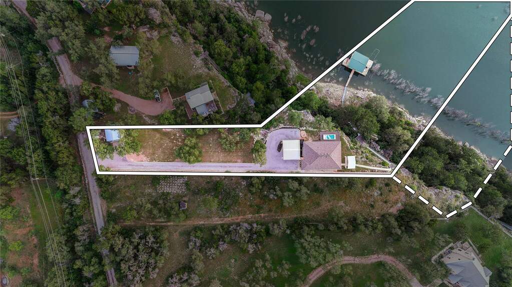 3 Bedroom Single Family Home/House's Image 35