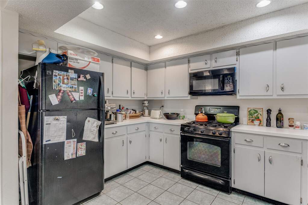 3 Bedroom Single Family Home/House's Image 9