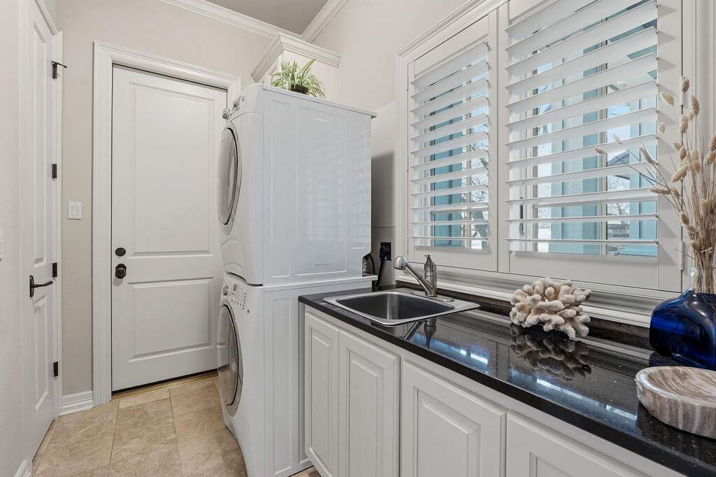 3 Bedroom Single Family Home/House's Image 29