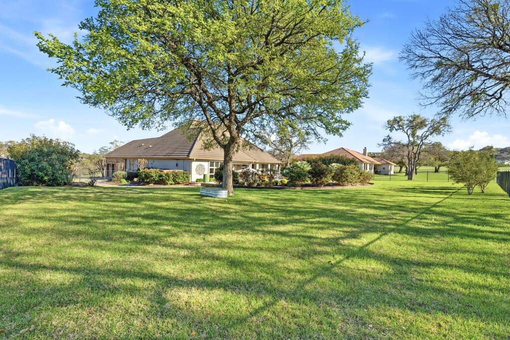 3 Bedroom Single Family Home/House's Image 31