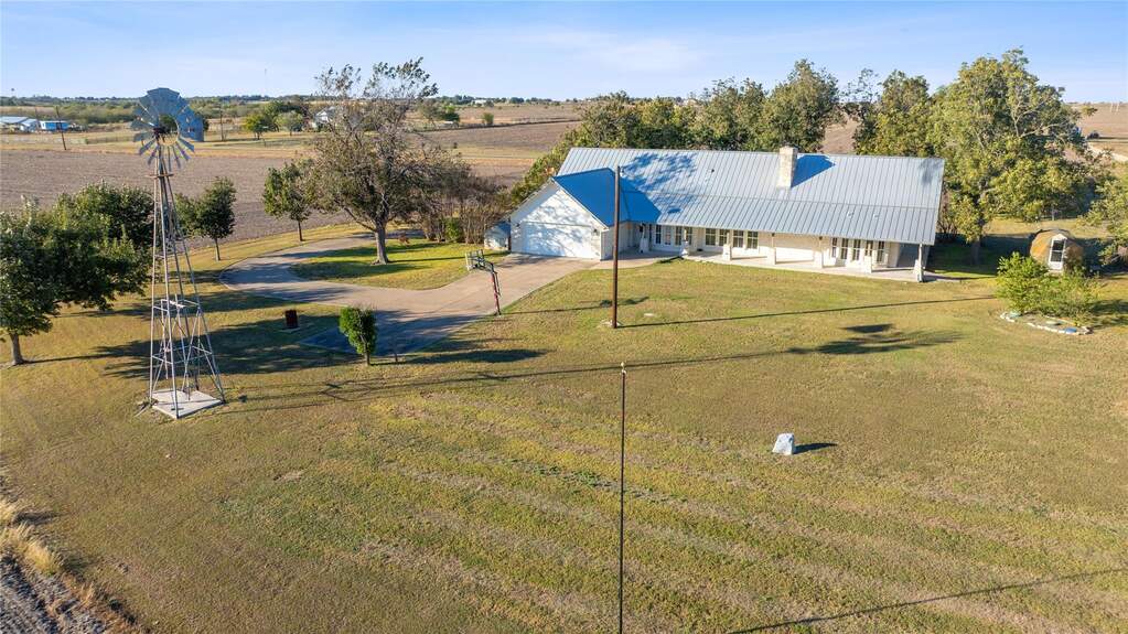 4 Bedroom Single Family Home/House's Image 31