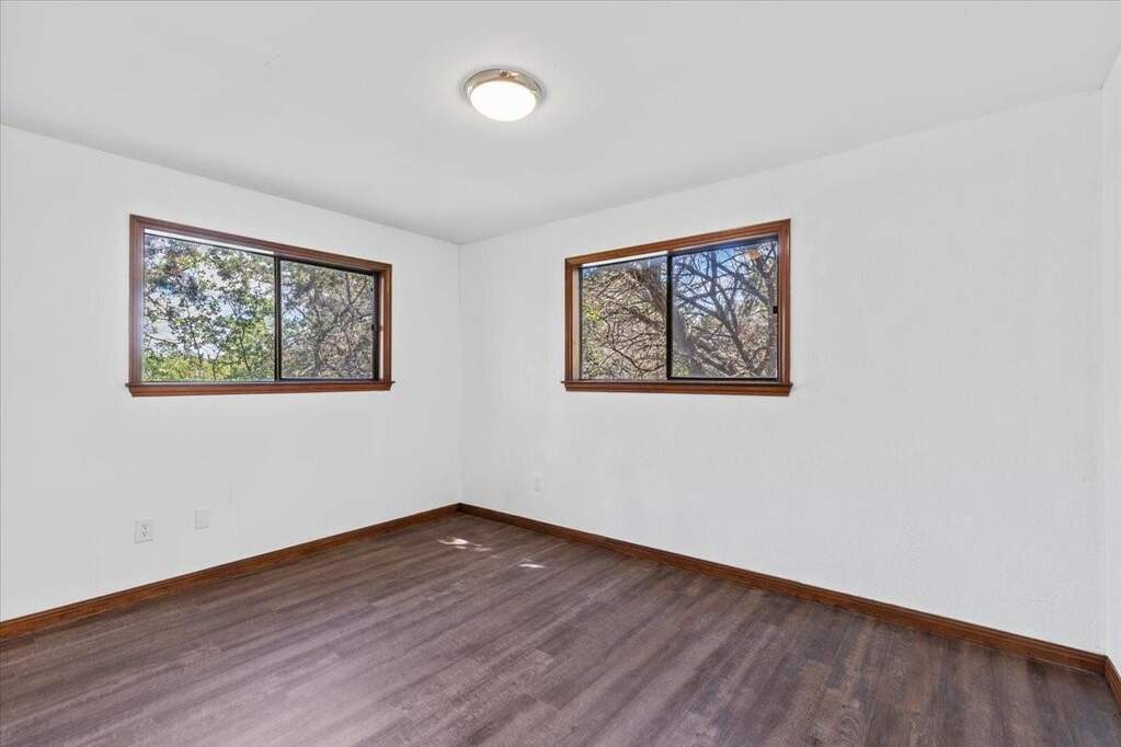 Land/Vacant Land's Image 29