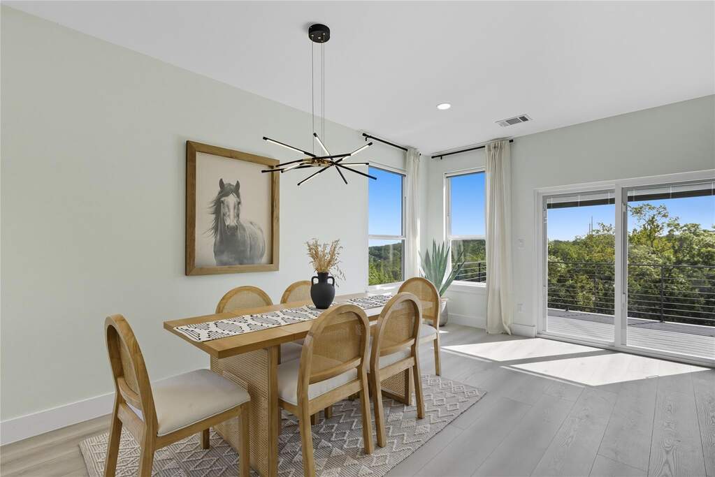 3 Bedroom Single Family Home/House's Image 7