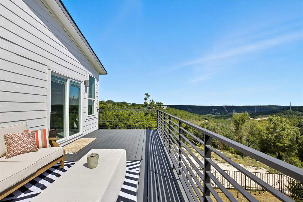 3 Bedroom Single Family Home/House's Image 34