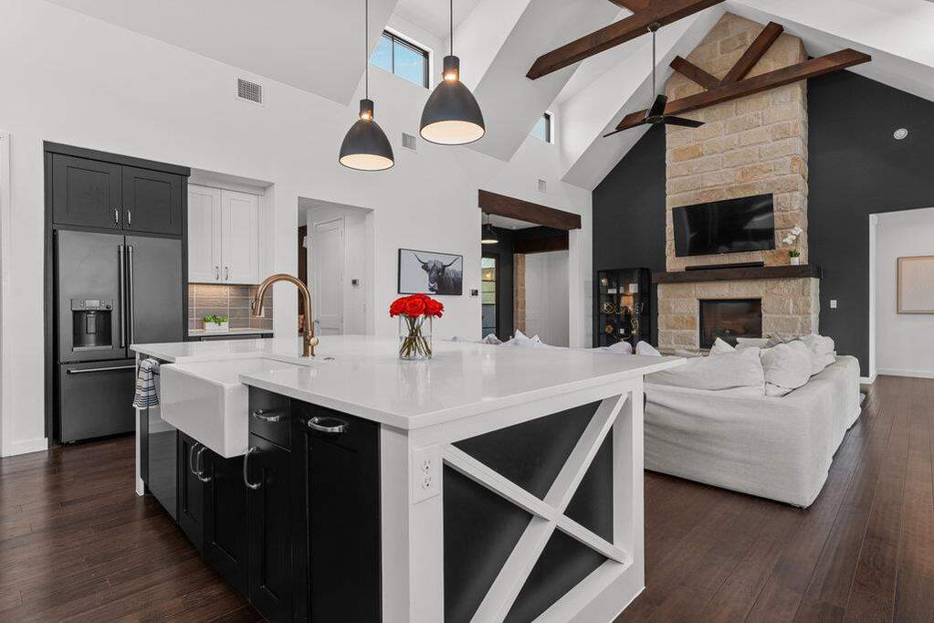 3 Bedroom Single Family Home/House's Image 11
