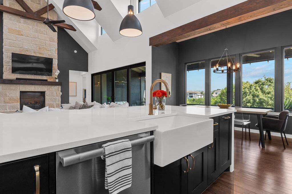 3 Bedroom Single Family Home/House's Image 12