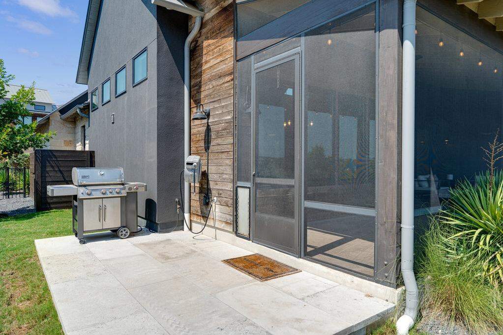 3 Bedroom Single Family Home/House's Image 32