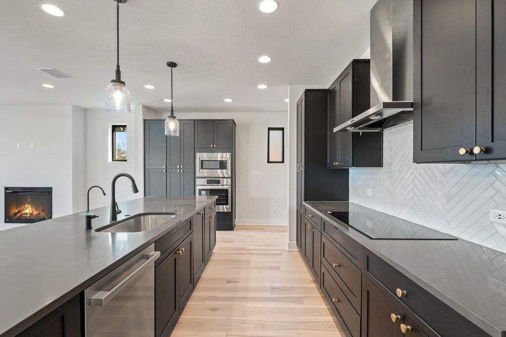 4 Bedroom Single Family Home/House's Image 10