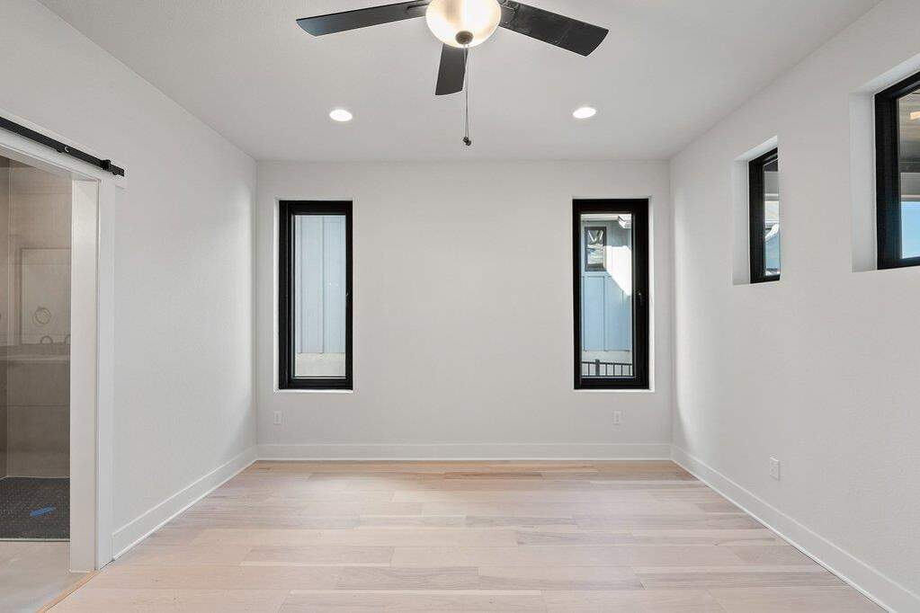 4 Bedroom Single Family Home/House's Image 13