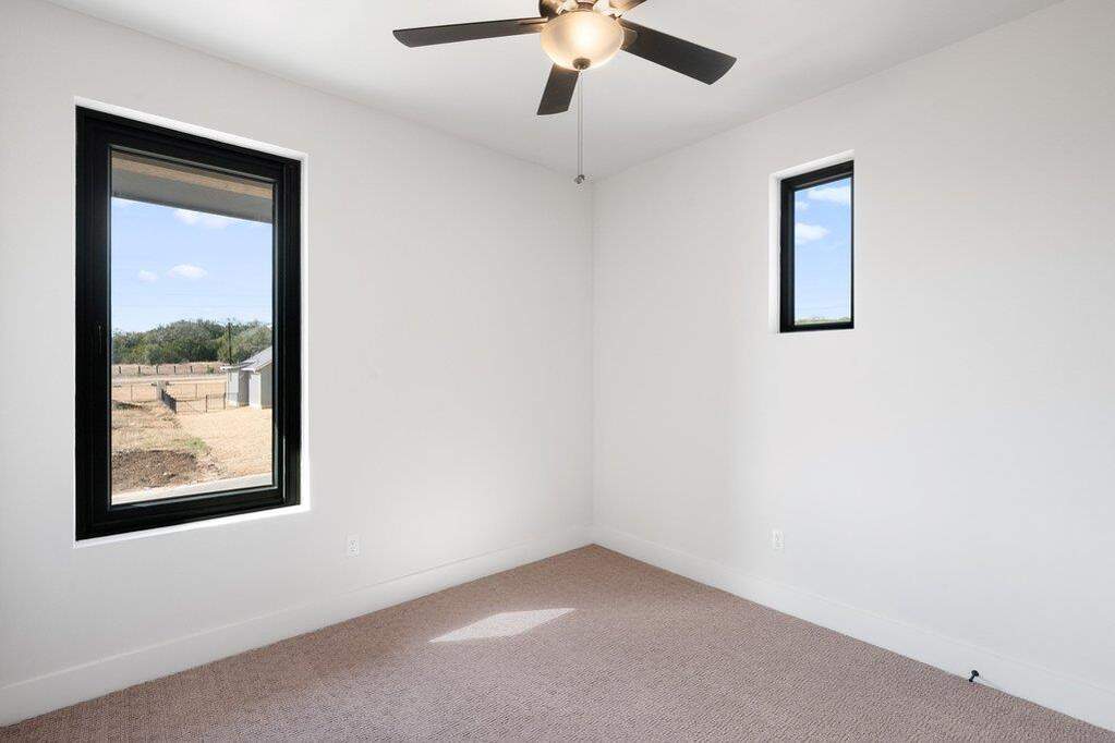 4 Bedroom Single Family Home/House's Image 20