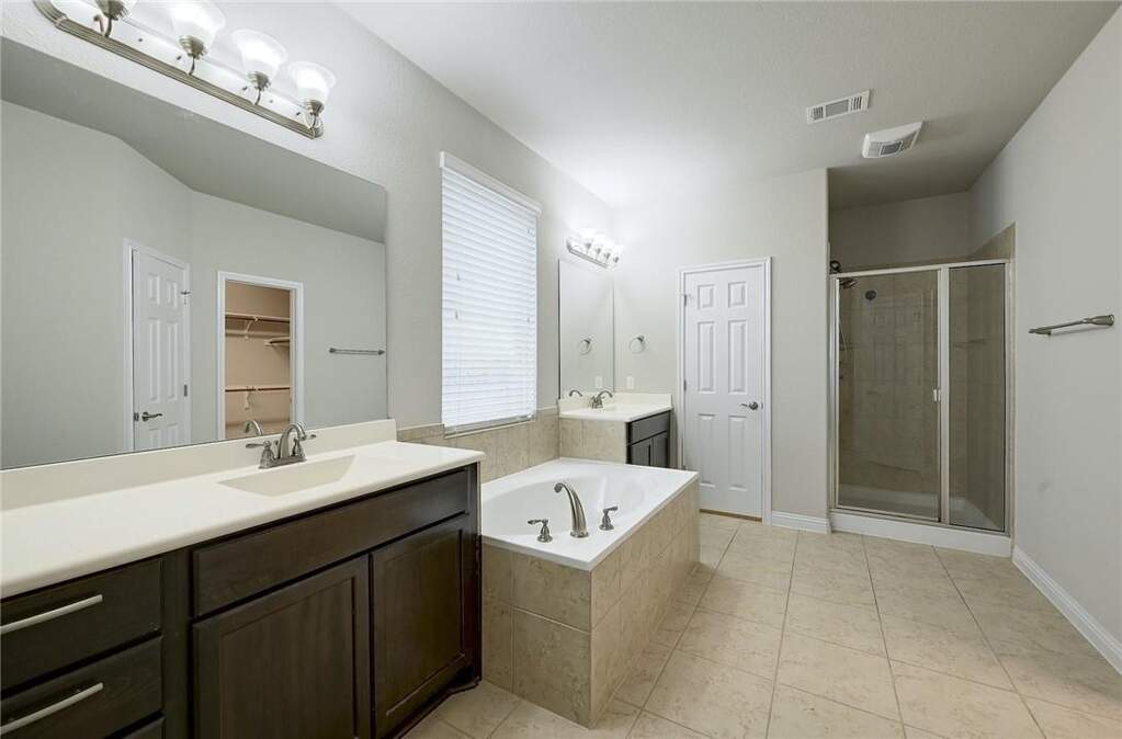 3 Bedroom Single Family Home/House's Image 16