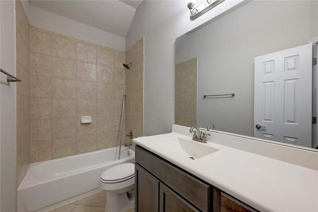 3 Bedroom Single Family Home/House's Image 19