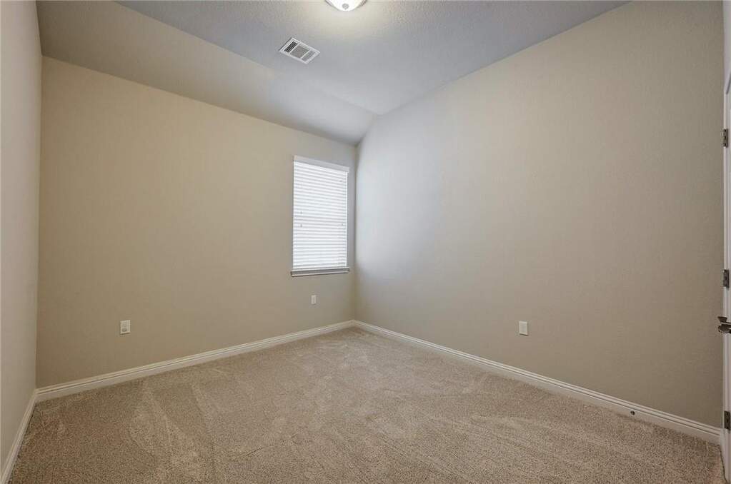 3 Bedroom Single Family Home/House's Image 20