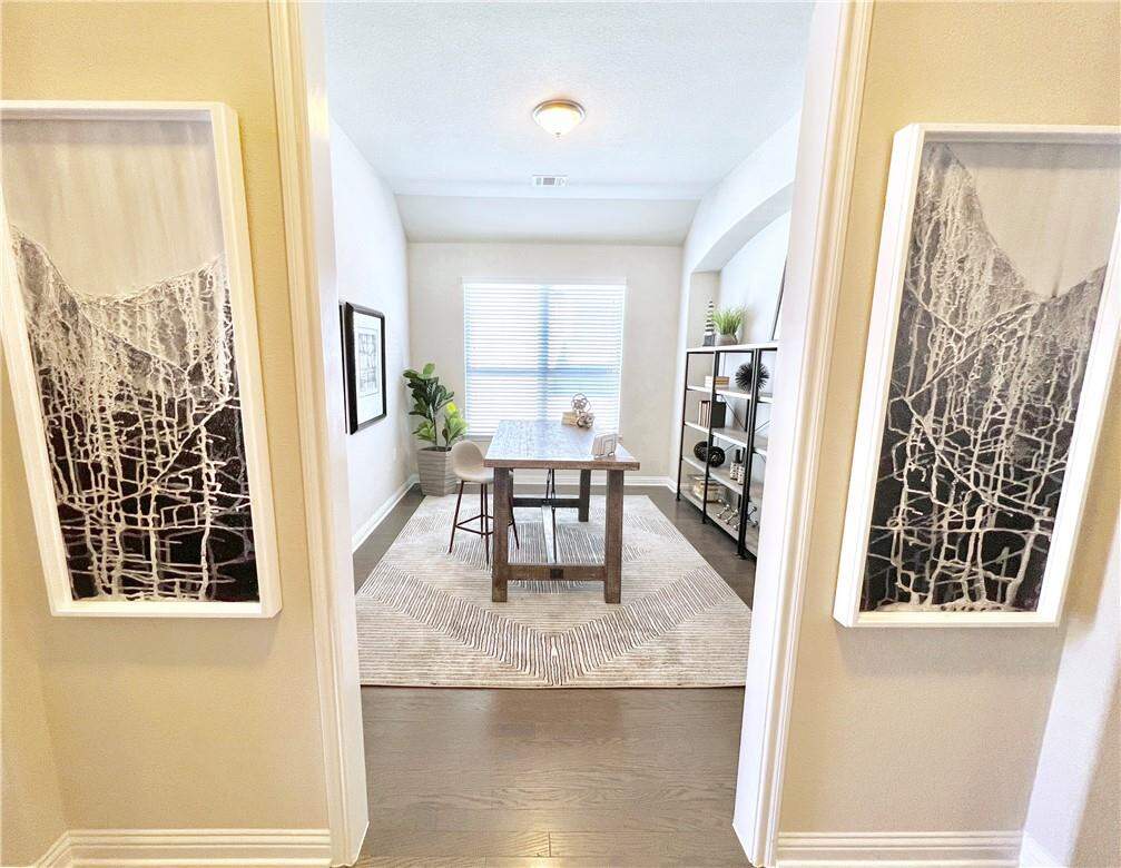3 Bedroom Single Family Home/House's Image 3
