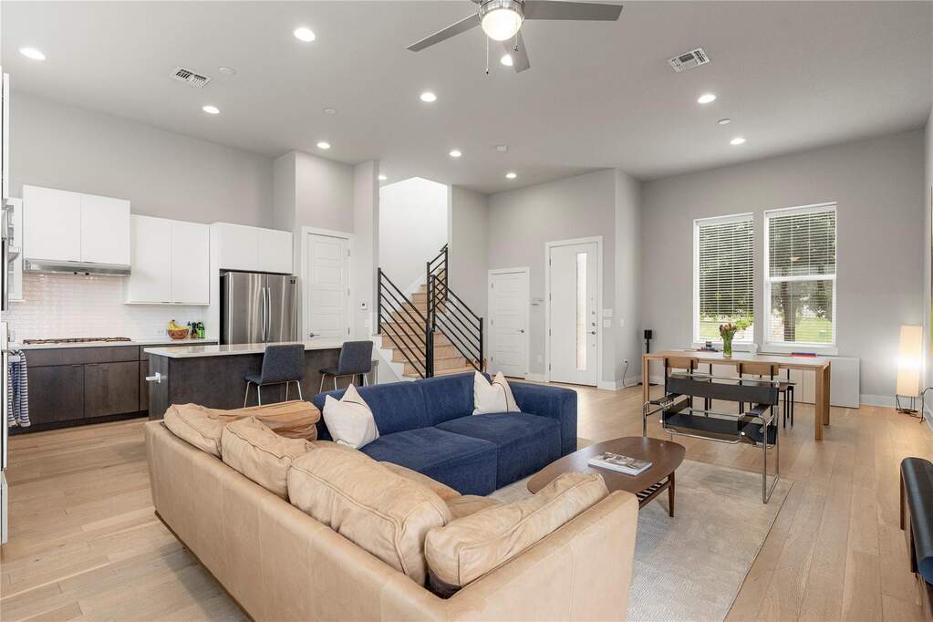 3 Bedroom Single Family Home/House's Image 10