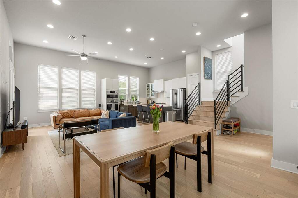 3 Bedroom Single Family Home/House's Image 13