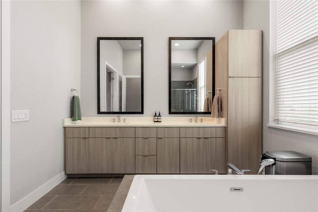 3 Bedroom Single Family Home/House's Image 20
