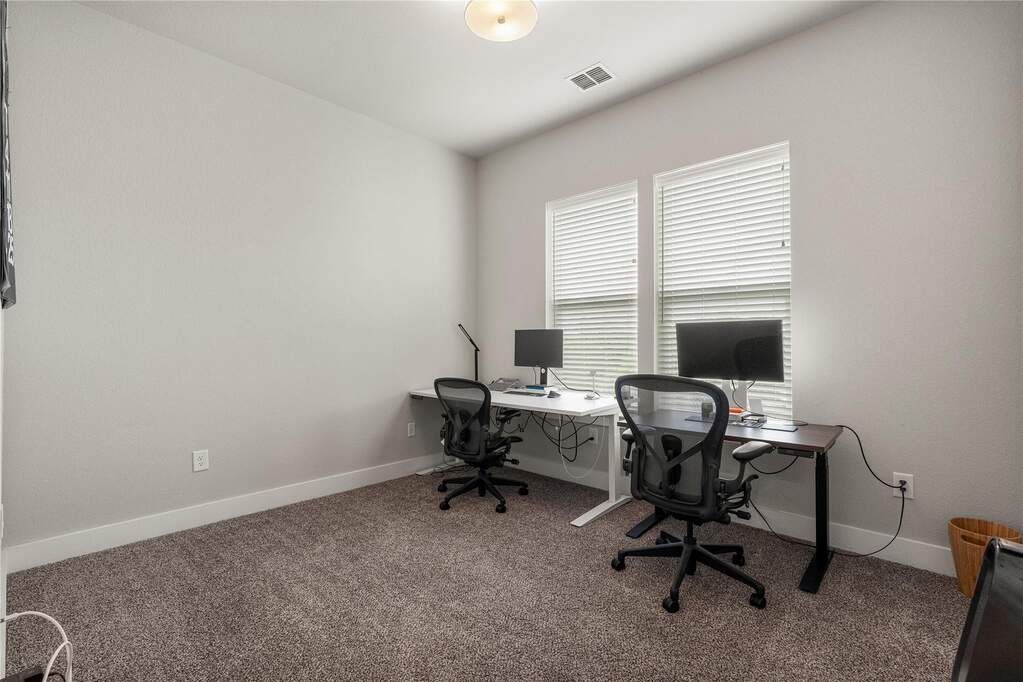 3 Bedroom Single Family Home/House's Image 24
