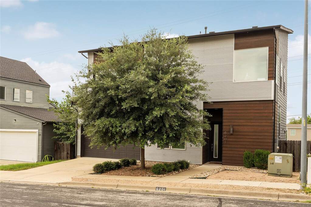 3 Bedroom Single Family Home/House's Image 30