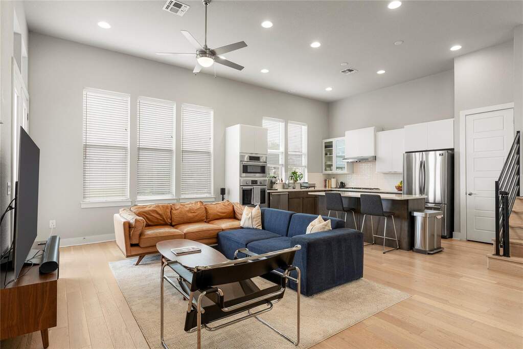 3 Bedroom Single Family Home/House's Image 4