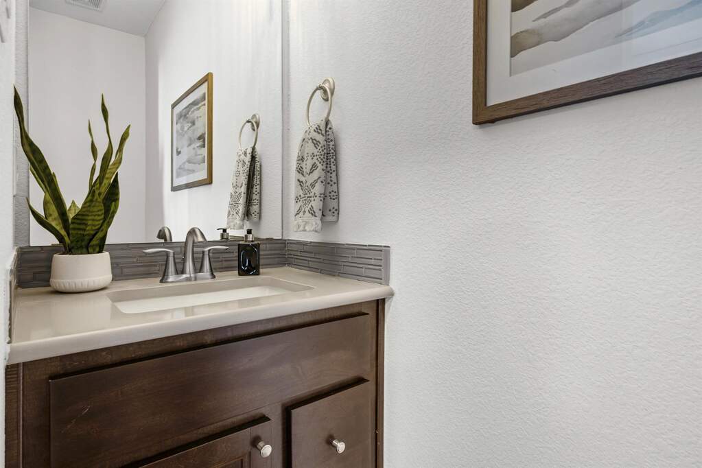 3 Bedroom Villa/Townhouse's Image 27