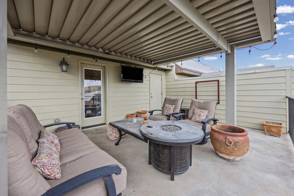 3 Bedroom Villa/Townhouse's Image 30