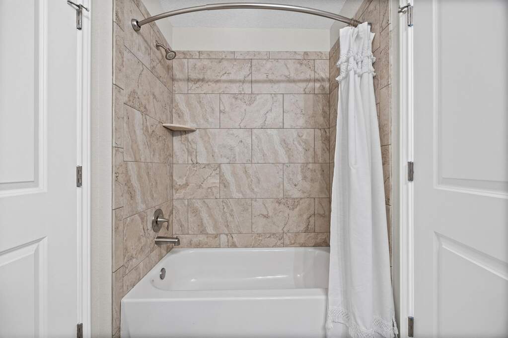 3 Bedroom Villa/Townhouse's Image 36