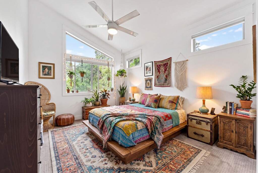 2 Bedroom Single Family Home/House's Image 14