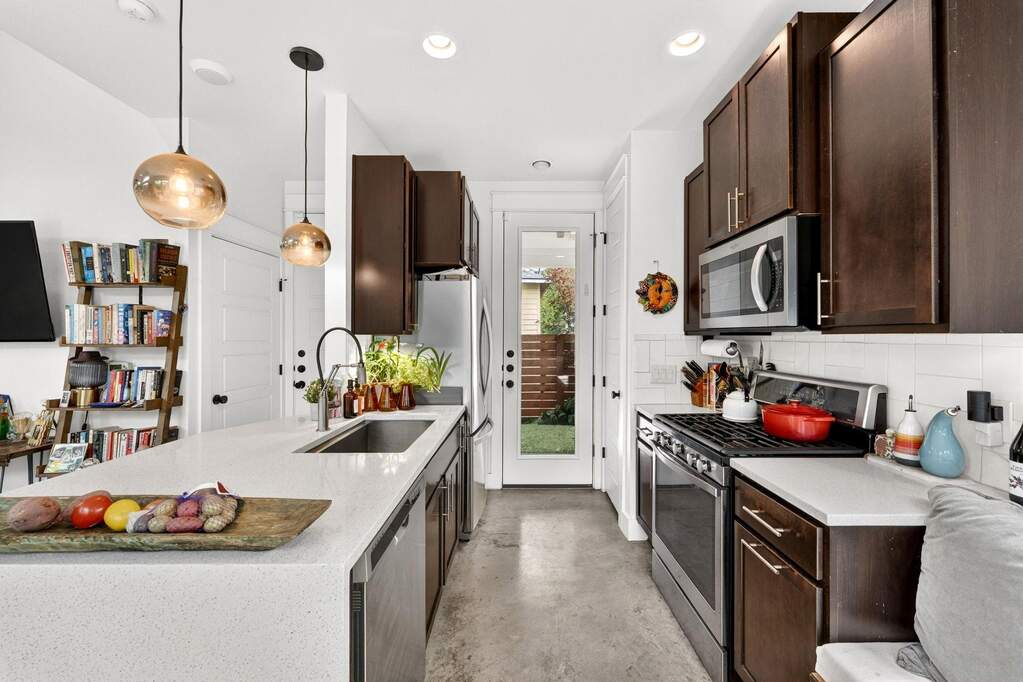 2 Bedroom Single Family Home/House's Image 19