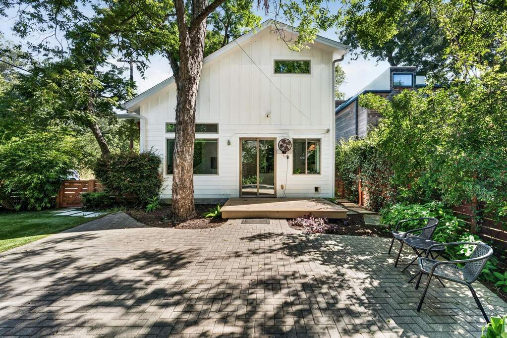 2 Bedroom Single Family Home/House's Image 24