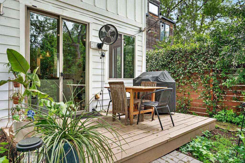 2 Bedroom Single Family Home/House's Image 5