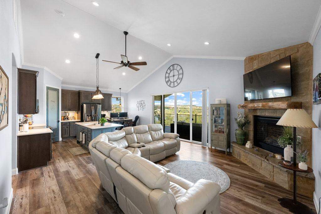3 Bedroom Single Family Home/House's Image 14